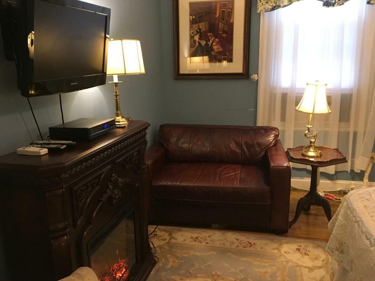 The Red Hook Country Inn, An "Old Rhinebeck" Bed & Breakfast Eksteriør billede