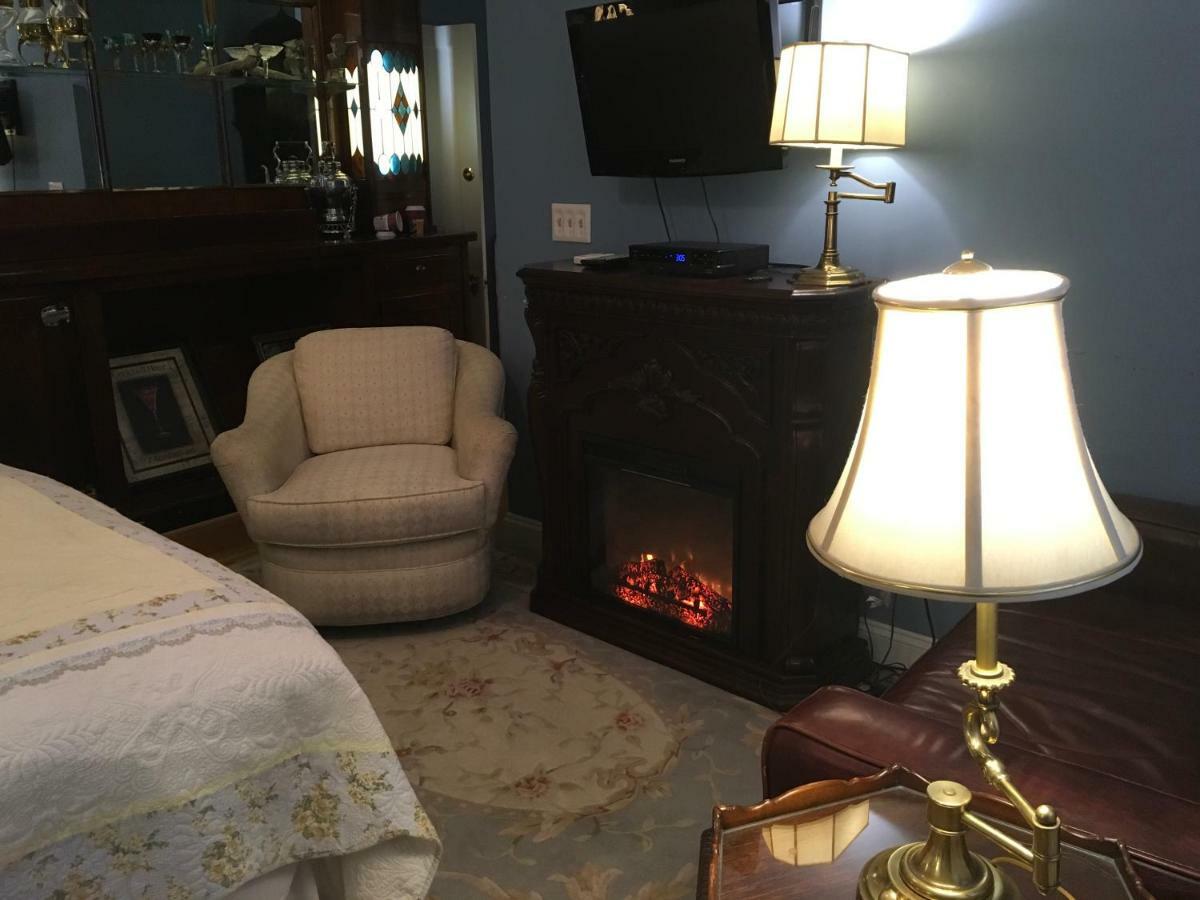 The Red Hook Country Inn, An "Old Rhinebeck" Bed & Breakfast Eksteriør billede